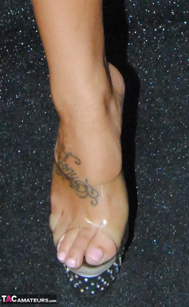 Sexy Foot Tattoo - horny â€“ Sexy Tattooed Girls